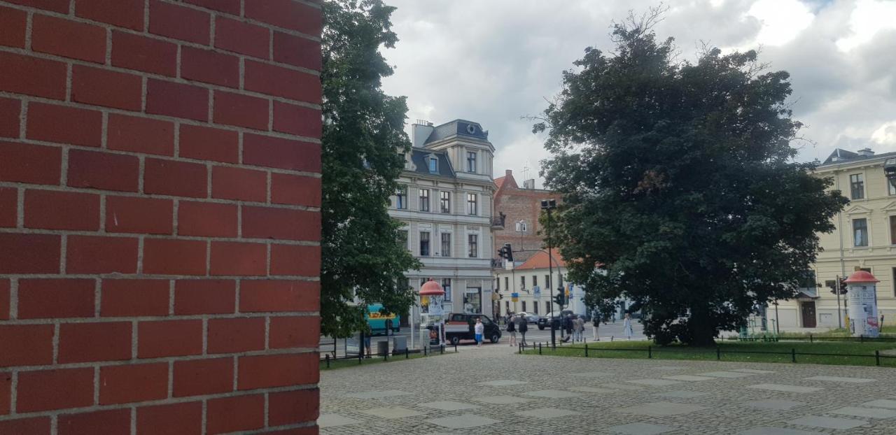 Astronomiczny Apartament , Mieszkanie 2 Pokojowe. Parking. Stary Toruń المظهر الخارجي الصورة